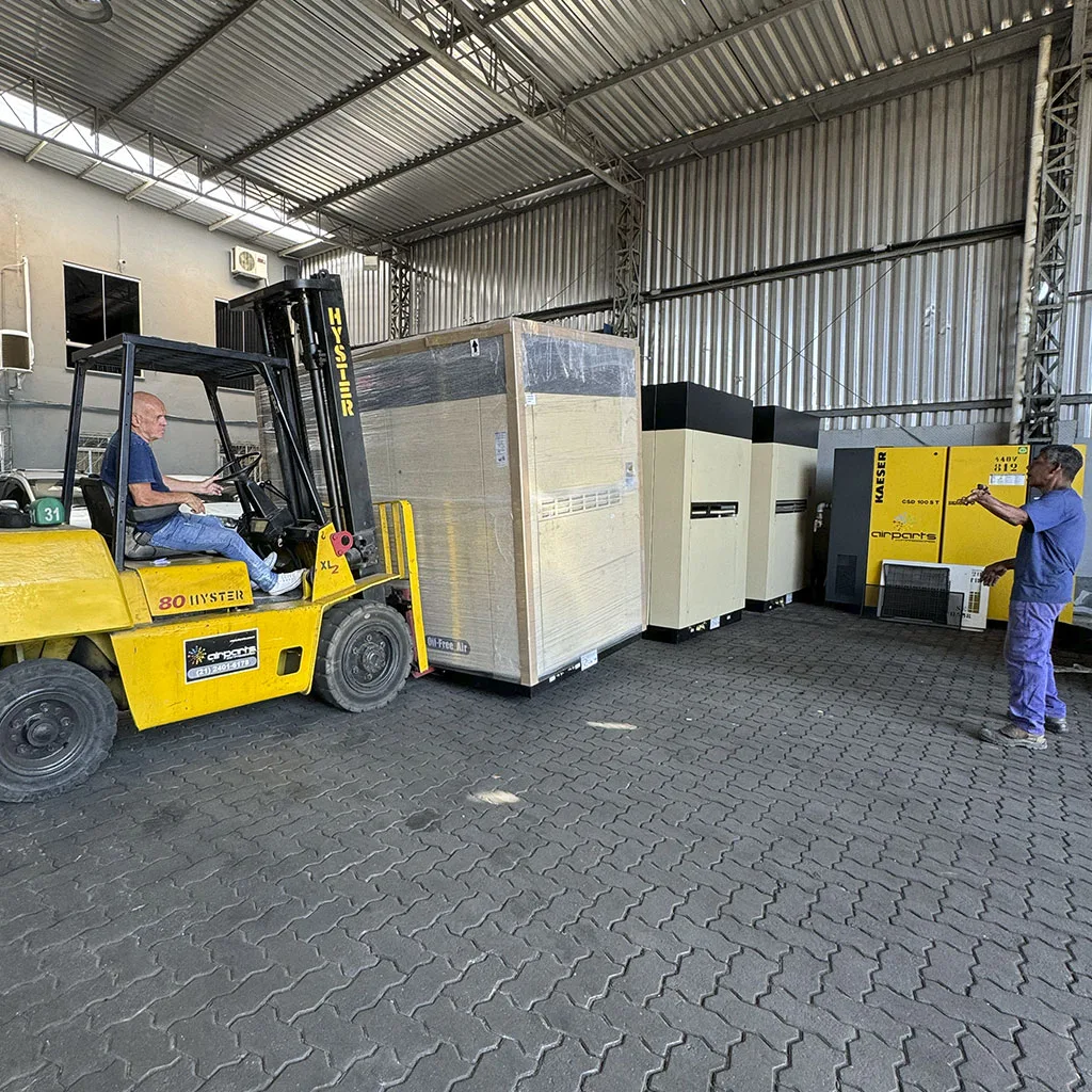 Compressores de ar isentos de óleo e elétricos para sua indústria