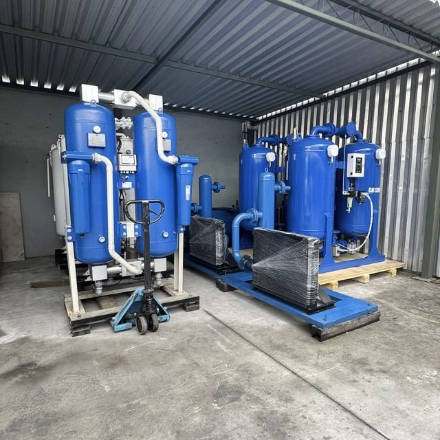 Secadores de ar por adsorção com reservatório